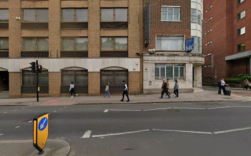 Oliver's Endoscopist Service - Endodontist in London