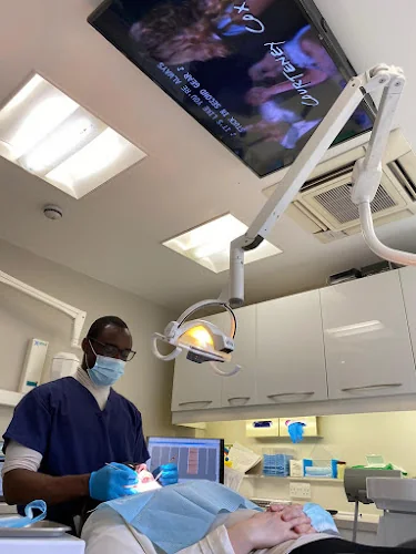 Loughton Dental Centre - Dental clinic in Loughton