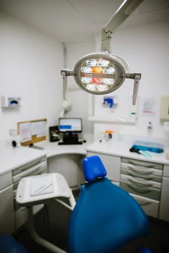 SmileShines Beckenham - Dentist in Beckenham