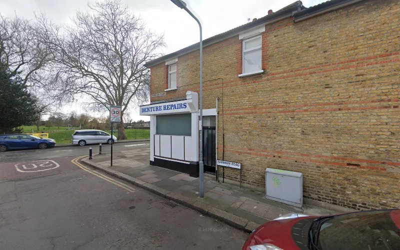 T Ellis Dental Lab - Dental laboratory in Ilford