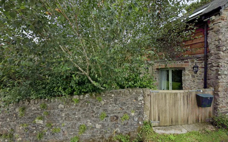 McCarthy Mike - Dental clinic in Tavistock