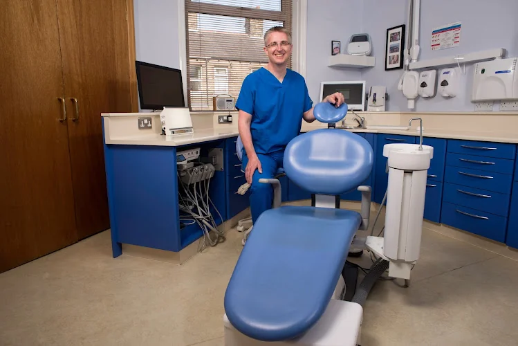 Skircoat Green Dental - Dentist in Halifax