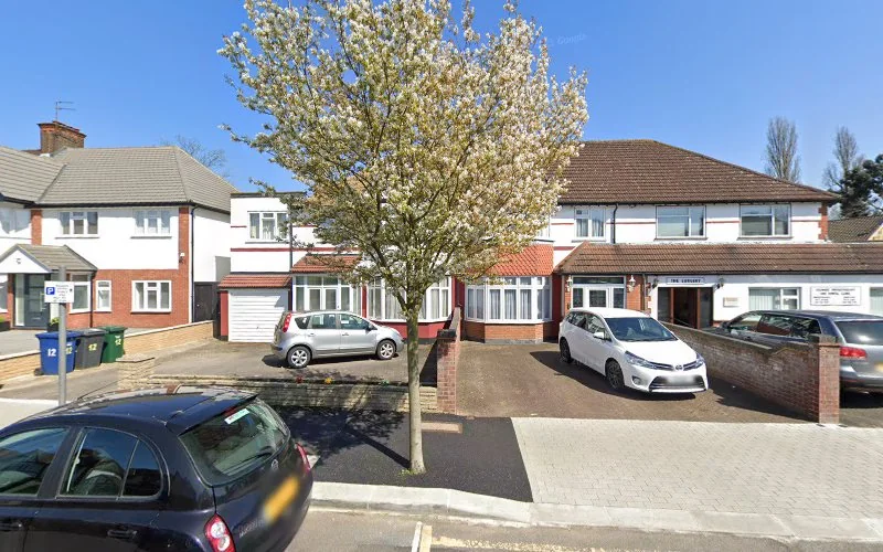 Elias Dental Care - Dental clinic in Edgware