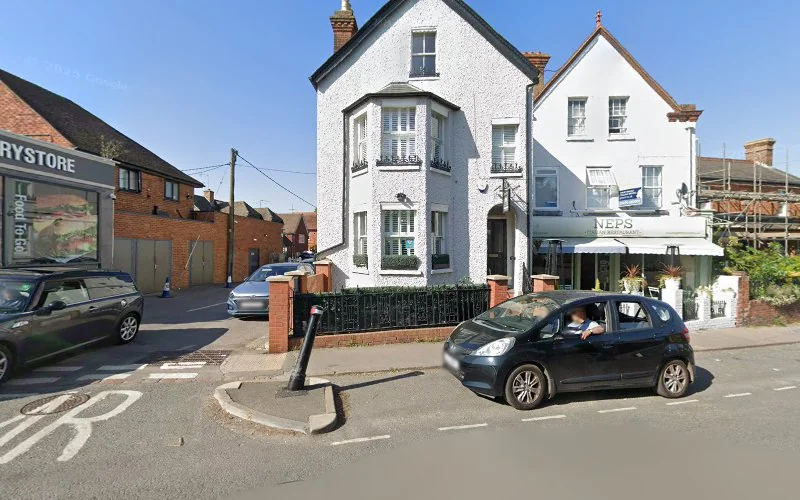 Julie Yeung - St Ann's Dental Surgery - Dental clinic in Maidenhead