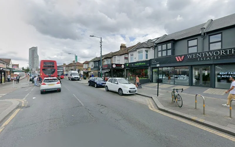 H Shah - Dental clinic in Ilford