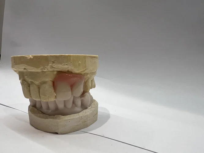 Ak Smile Lab Ltd - Dental laboratory in North