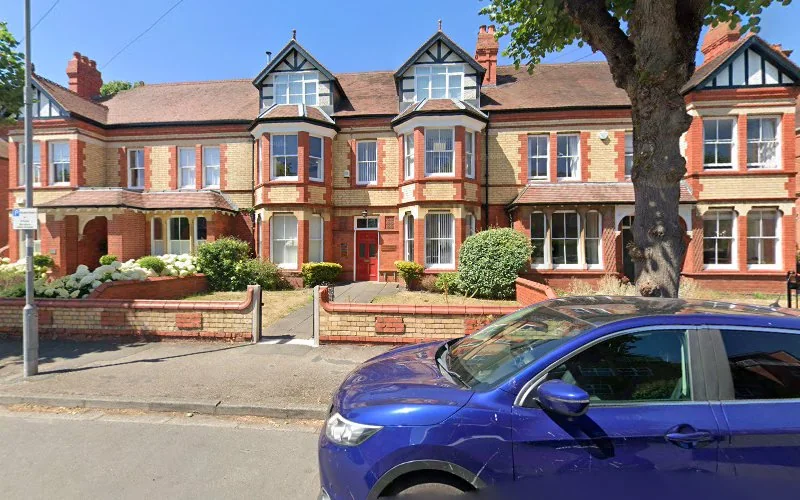 Hathaway P - Dentist in Worcester