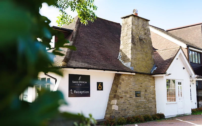 Smile Design By Ash - Dentist in Chigwell