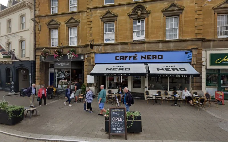 Hardman C - Dental clinic in Cirencester