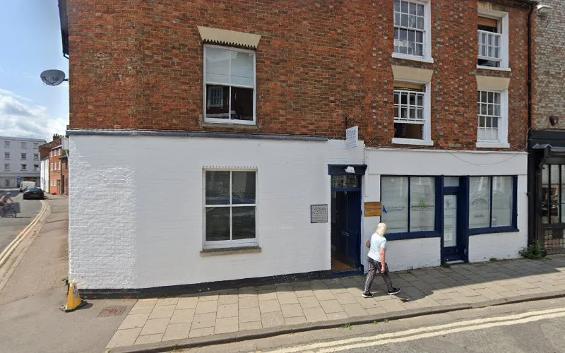 St Helens Dental Practice - Dental clinic in Abingdon