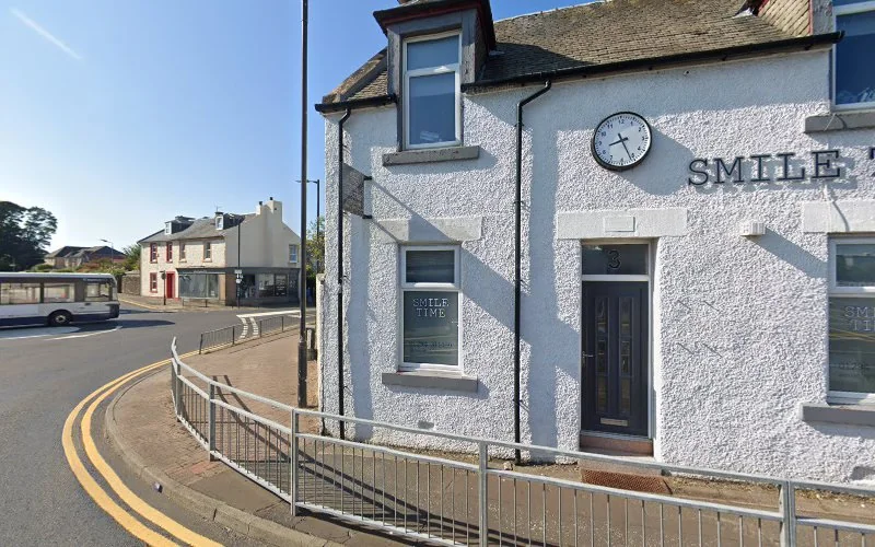 Reid Stephen - Dental clinic in Irvine