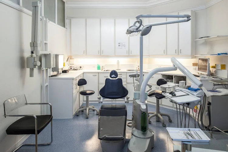 Preiskel Dental Centre - Dental clinic in London