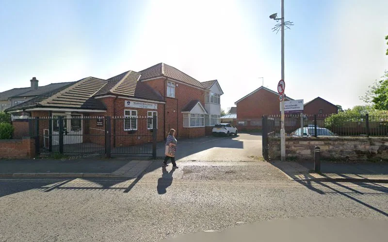 Ellis S J - Dental clinic in Birkenhead