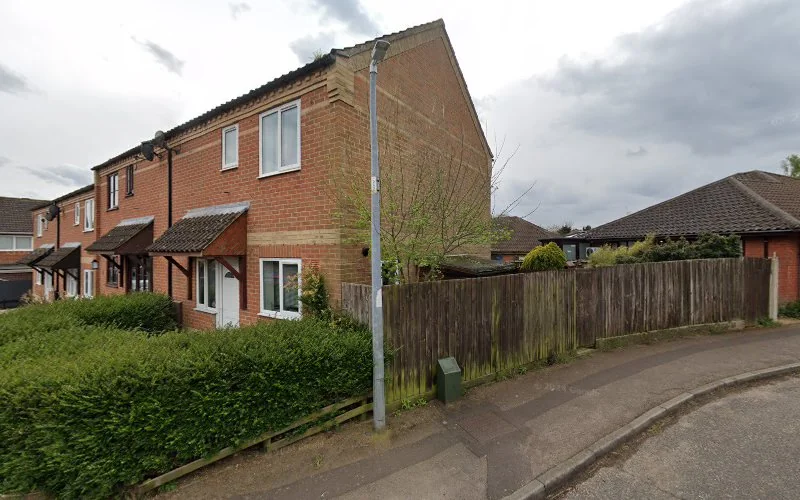 Oshiga I - Dental clinic in Norwich