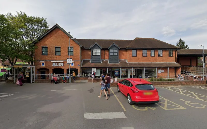 Dr K Mantri - Dentist in Romsey