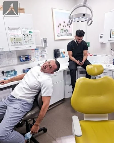 Angle House Orthodontics (Crouch End) - Orthodontist in London