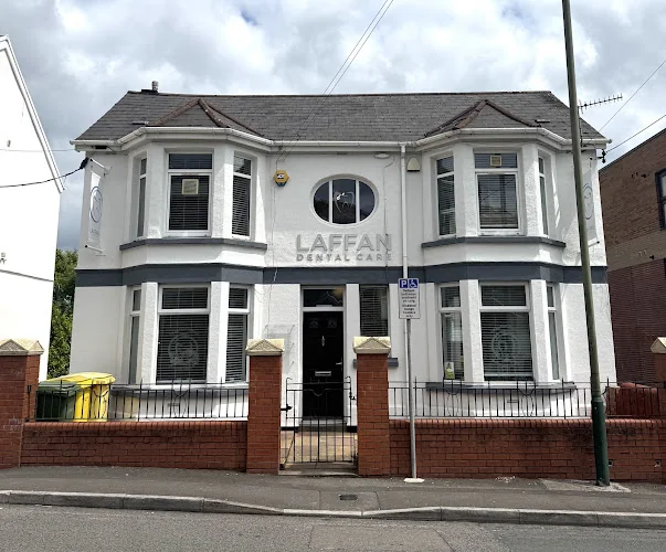 Laffan Dental Care Pontllanfraith - Dental clinic in Blackwood