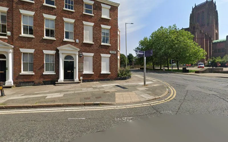 Chu S A - Dental clinic in Liverpool