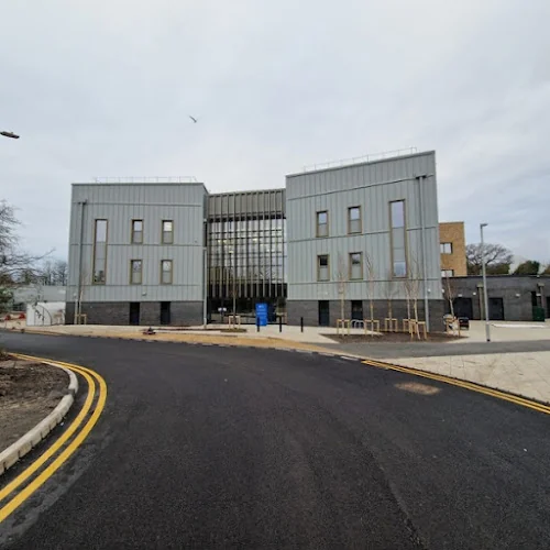 Ringland Dental Centre - Dental clinic in Newport