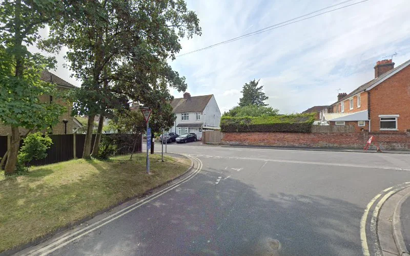 Mr A M Souhani - Mr AM Souhani - Dentist in Fareham