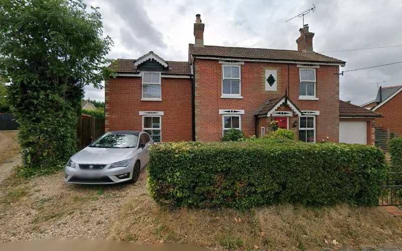 Freegrounds Avenue - Dental clinic in Southampton