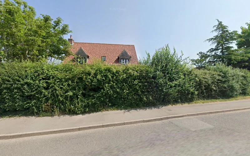 Peterson J D - Dental clinic in Southwell