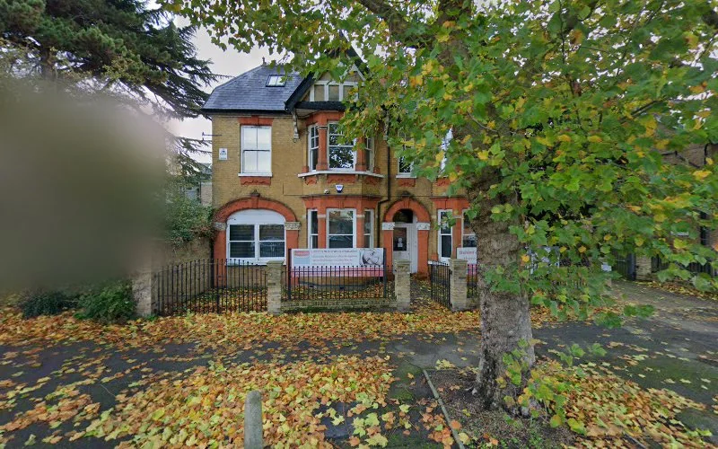 Broadwell Dental Ltd - Dentist in Hoddesdon