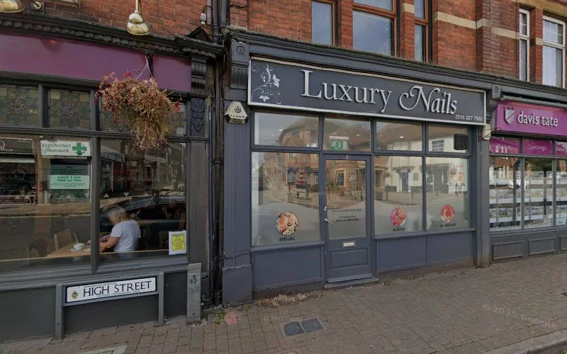 Mrs O F Qadeer - Qadeer Oberah Fatima - Dentist in Reading