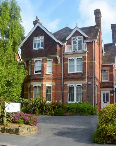 Lonsdale Dental Centre - Dentist in Tunbridge Wells