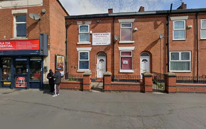 Brown R W & Associates - Dental clinic in Manchester