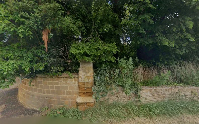 Smith I S G - Dental clinic in King's Lynn