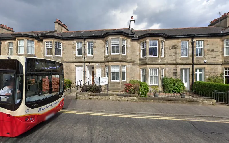 Lee G - Dental clinic in Glasgow