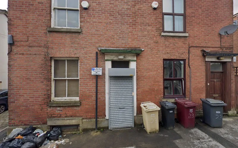 Melia S J - Dental clinic in Bolton