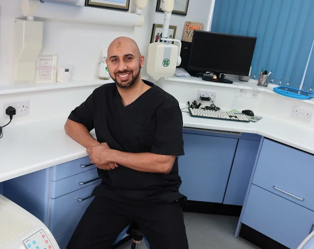 Dr Abbas Dhalla - Dentist in Birmingham
