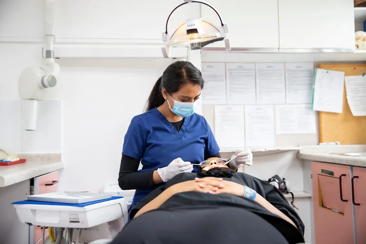 Cheshunt Dental Centre - Dental clinic in Waltham Cross