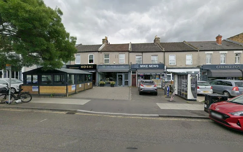 Gadhavi Amit - Dental clinic in London