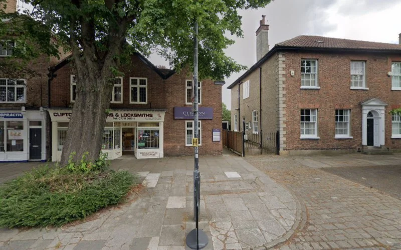 Mcarthy J - Dental clinic in York