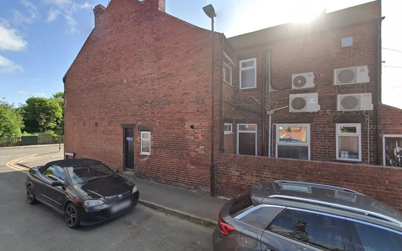 Emms S G - Dental clinic in Doncaster