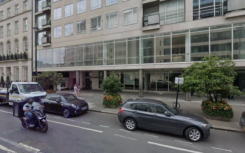 Freiberger Dental Practice - Dental clinic in London