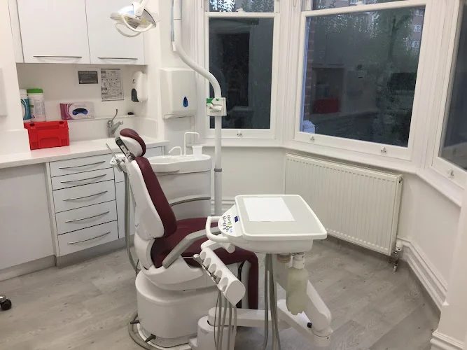 Herne Hill Dental Practice - Dental clinic in London
