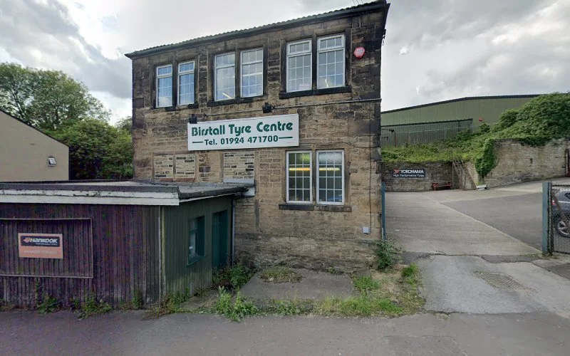 Hamid Dr - Dental clinic in Batley