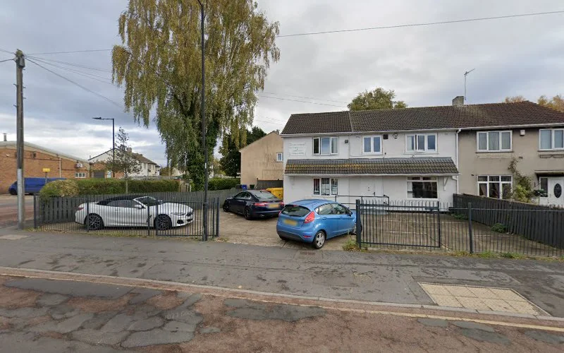 Doncaster Orthodontics at BJ Julius Dental Surgery - Invisalign, fixed braces and removable braces - Orthodontist in Doncaster