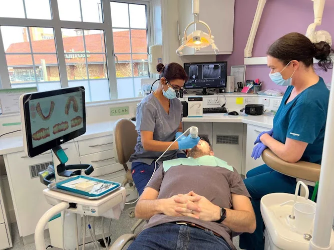 Gateway Dental | Burgess Hill Dentist - Dentist in Burgess Hill
