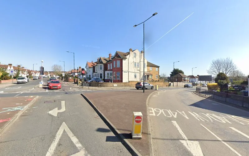 Simply Bright - Dentist in London