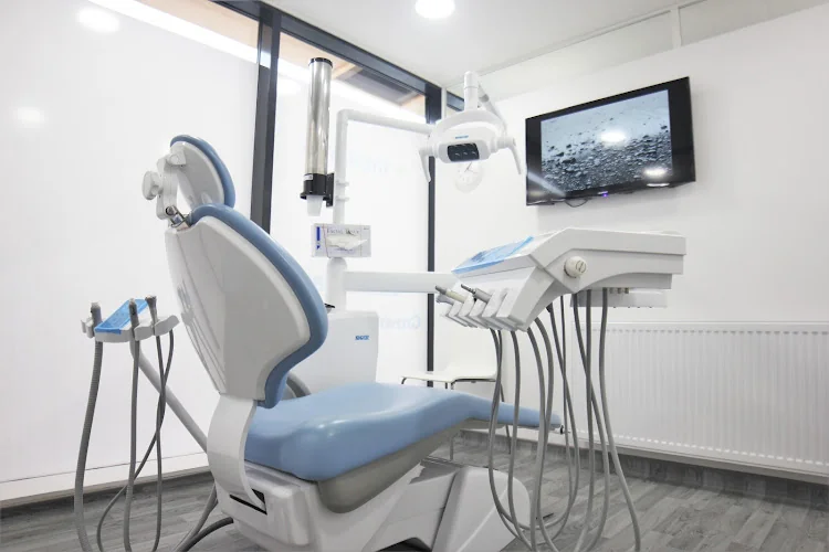 Brite Dental Paisley - Dental clinic in Paisley
