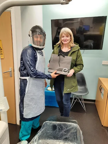 Pearl Smile Westwoodside - Dentist in Doncaster