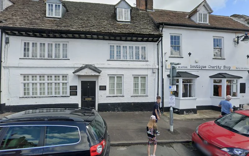 Owen S - Dental clinic in Swindon