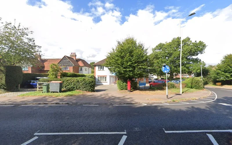 Dr G N Rochester - Dentist in Knebworth