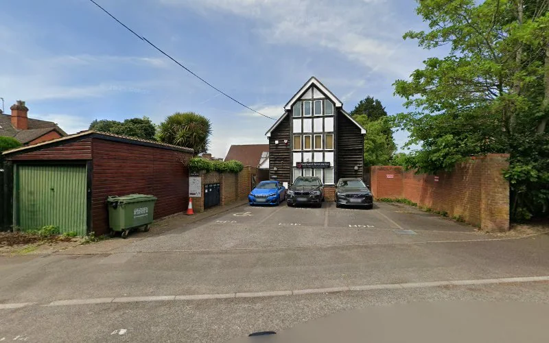 Cobau Dr Peter - Dental clinic in Crowthorne