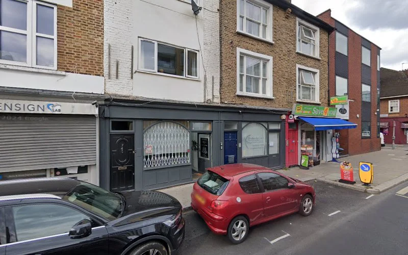 Gardiner & Coates - Dental laboratory in London